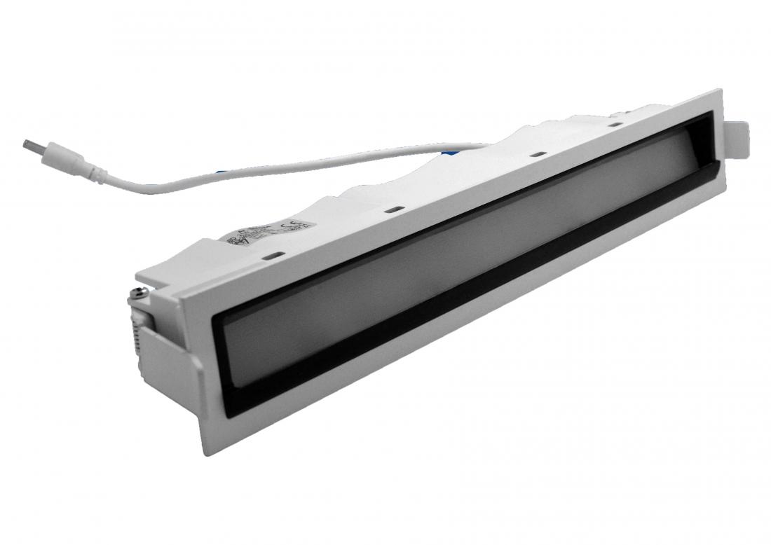 recessed linear LED wallwasher